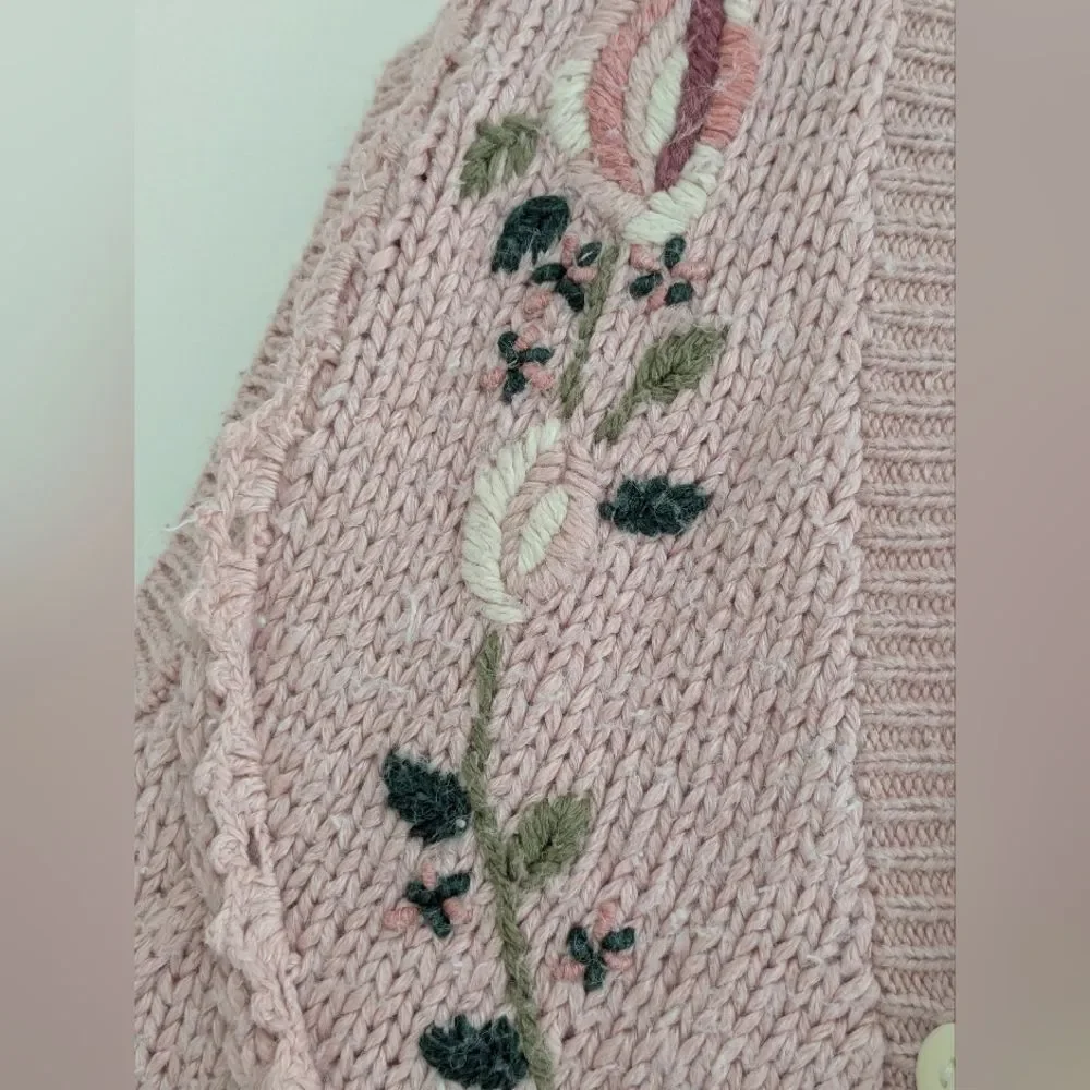 Vintage 90s Huntington Ridge Hand Knit Sweater Floral Embroidered Cottagecore Ca - Picture 6 of 6